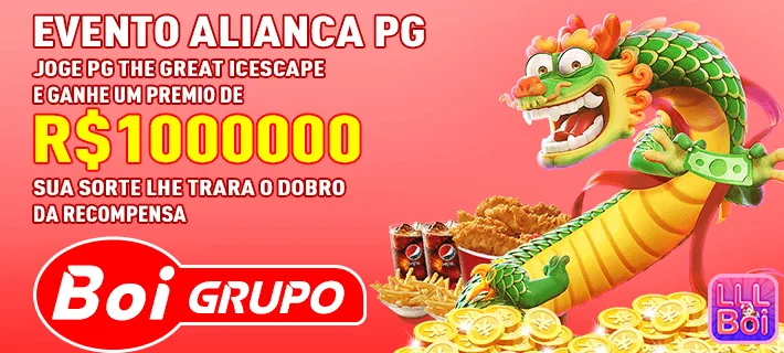 Jogador utilizando smartphone para acessar VIP services